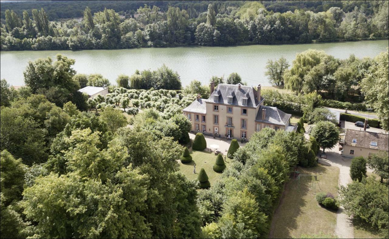 Chateau Rouillon D'Allest Chartrettes Exterior photo